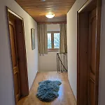 Freistehendes Haus - Garten - Netflix - Stellplatz - 30 Minuten Zum Chiemsee Tatil Evi *